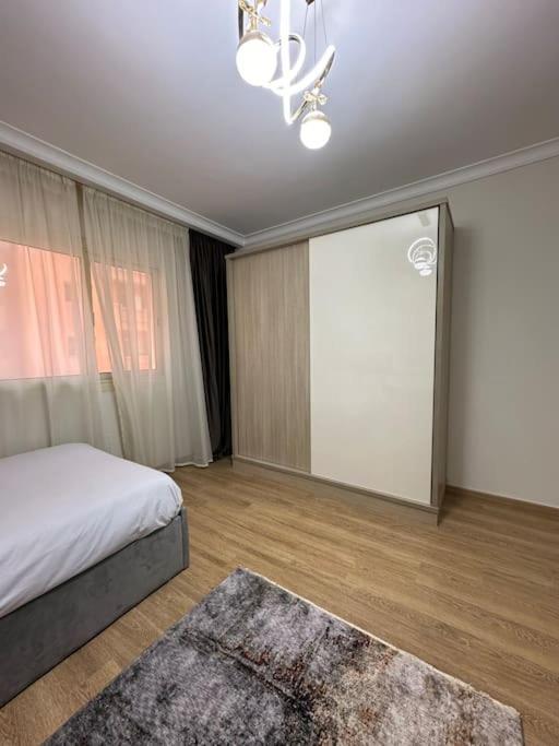 Royal Near Star Mall 3 Bedroom Cairo